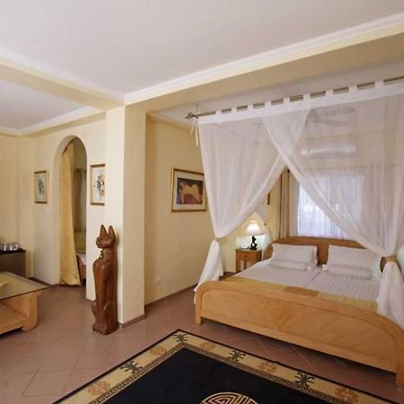 Sun Apartelle Panglao Exterior photo