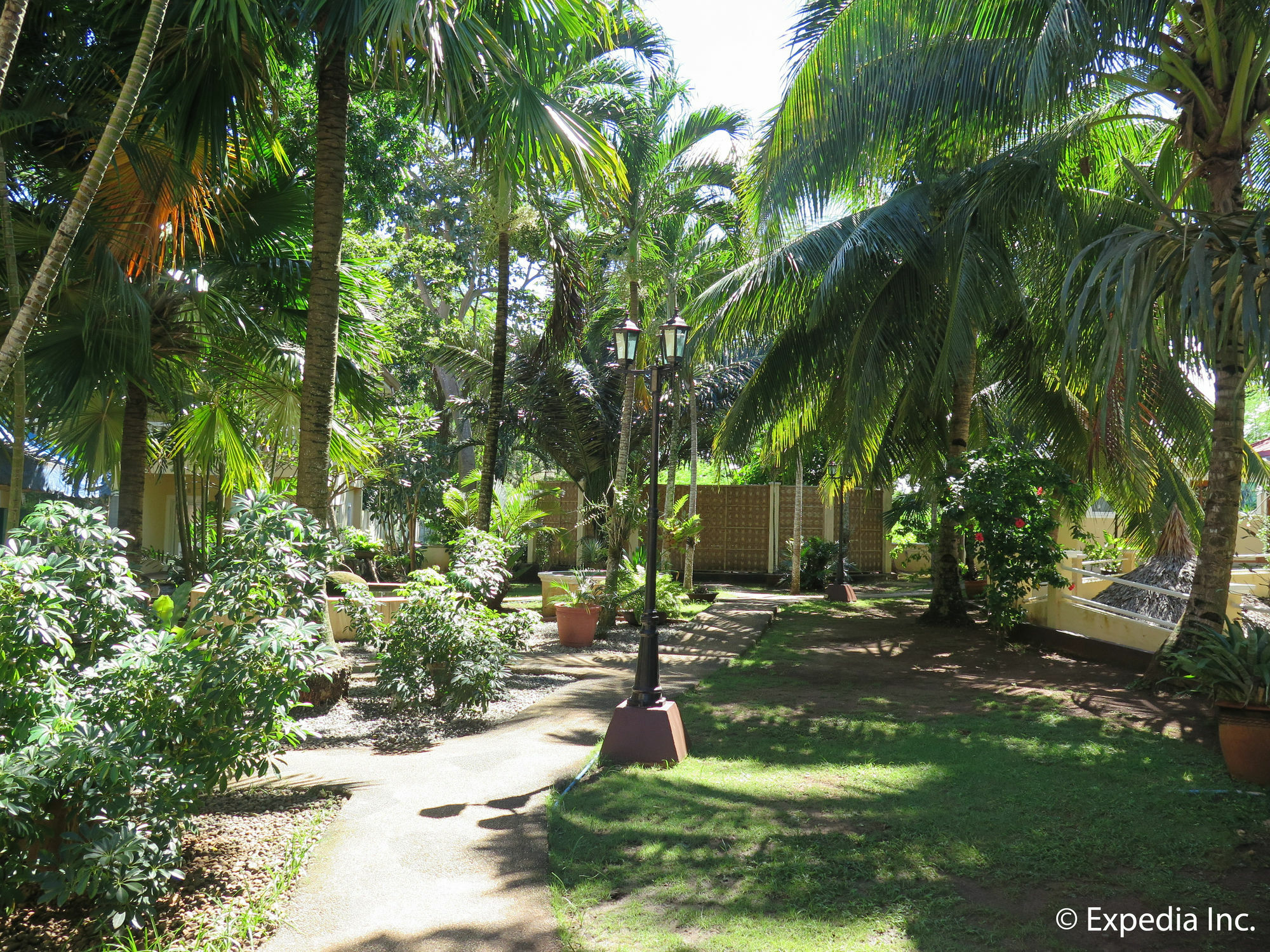 Sun Apartelle Panglao Exterior photo