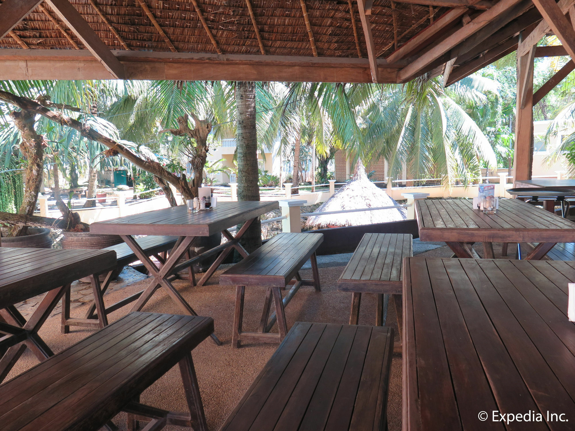 Sun Apartelle Panglao Exterior photo